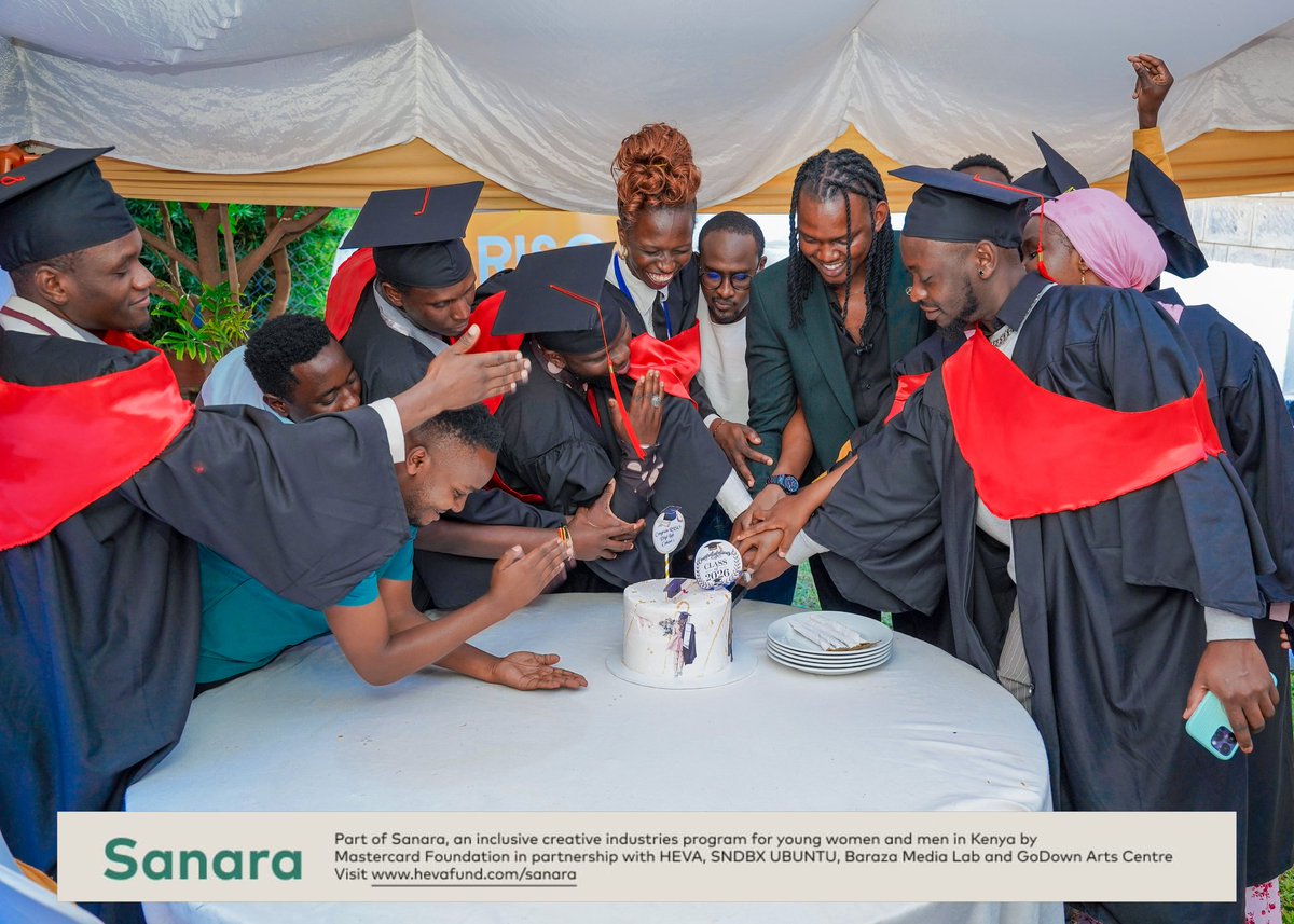 RefugeeRiso's tweet photo. We celebrated the graduation of the FIRST cohort of Riso Digi Lab a @sanarakenya program empowering young women and refugees with skills in graphic design and audio production 🎨🎙️🔥 https://t.co/tviRdU2W3h