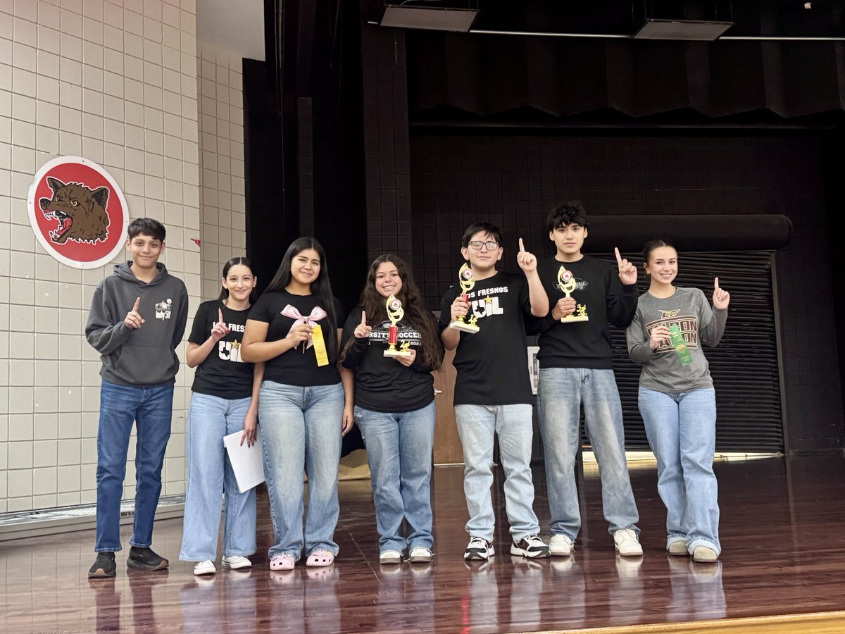 LFU_MsGarza's tweet photo. This concludes another year of my spelling team and must say good bye to my Seniors… I will forever be proud of you!!!#iteachlfu https://t.co/GFu3s9gvq0