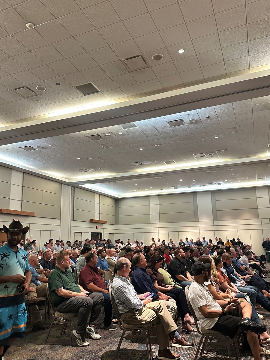 theNLEP's tweet photo. More than 360 companies were represented at today’s Northwest Louisiana Data Center Supplier Outreach Event.

The turnout and engagement showed that North Louisiana businesses are ready to be part of this growing industry. https://t.co/ojkZqRTVJz