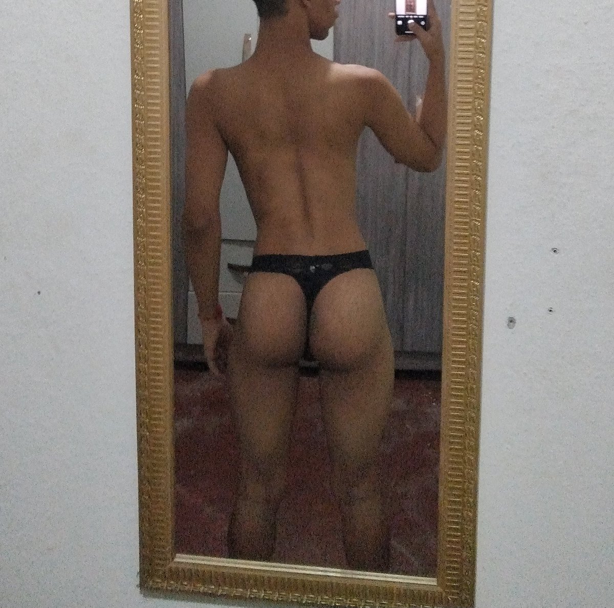 rrV178's tweet photo. Nunca achei que ia gostar de me ver de calcinha 

#homemdecalcinha #fetiches https://t.co/QXkgEEskfB