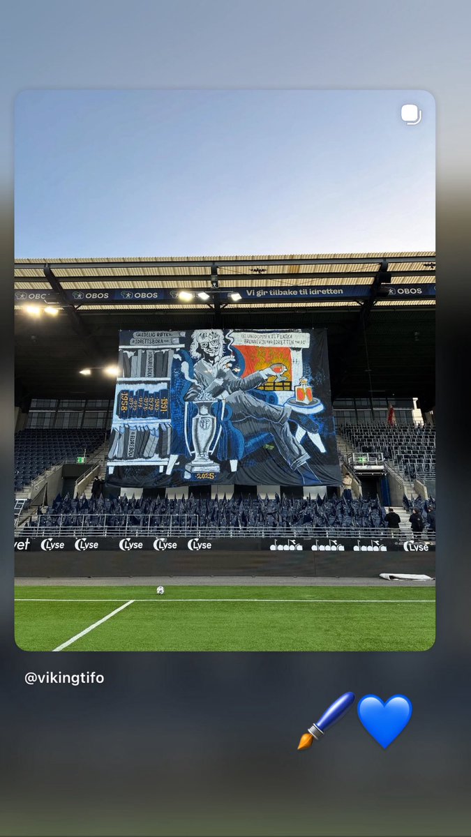 so241007's tweet photo. Årets russedress måtte sjølsagt ha tilknytning t favoritt laget/favoritt hobbyen💙 https://t.co/vF0i1iEzVr