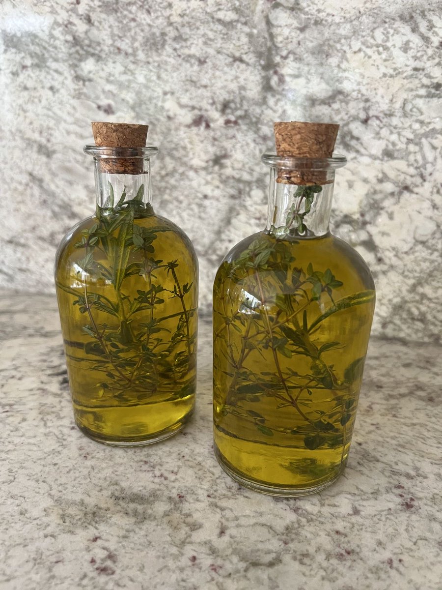 AncestralHealtz's tweet photo. Unpopular opinion: 

Olive oil and avocado oil are massively overrated. 

They’re just a cope for people who are still afraid of animal fats. https://t.co/fqDqY93AkR