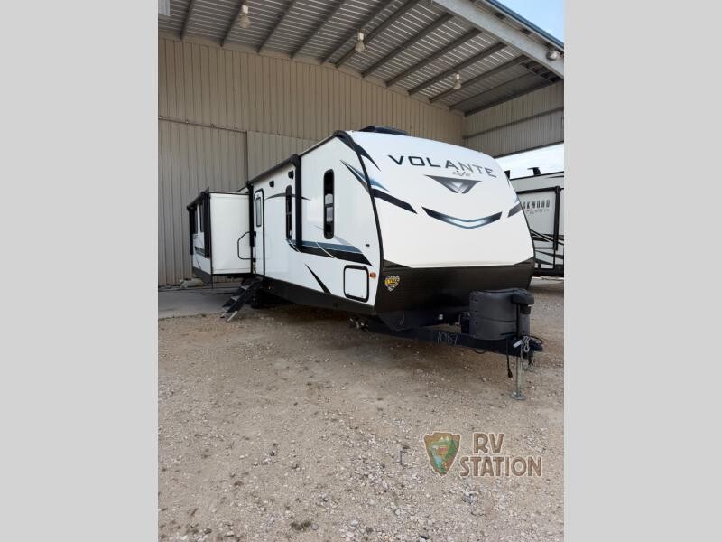 RVSVictoria's tweet photo. Travel farther and camp better in the 2022 CrossRoads Volante 🌄 It’s the perfect setup for unforgettable family getaways.

Check it out! 🔗 https://t.co/IUqduKLVi0

#RVDealer #CrossRoadsVolante #CampingLife #RVAdventure #ExploreMore https://t.co/RTdp7R8u52