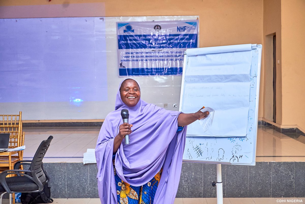 CHABASH_NG's tweet photo. CDHI, with support from @OCHANigeria through #NHF, conducted a one-day training on Cash for Work &amp; Early Warning Systems for communities in Ajilari and Goni Kachallari, Jere LGA, facilitated by BOSEPA. Strengthening resilience through knowledge, preparedness &amp; collaboration. https://t.co/mpxRwhTLKX