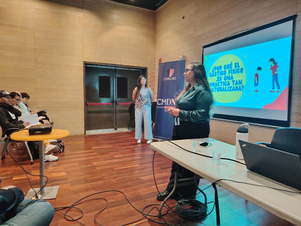 cmdnnachacao's tweet photo. Hoy en el Diplomado sobre Derechos Humanos de la Niñez y Adolescencia en alianza con la Universidad Central de Venezuela, estuvimos trabajando con dos temas importantes Apego y Crianza Respetuosa y Convivencia Escolar.
Ya en la recta final del diplomado. https://t.co/chJtEOe1Qk