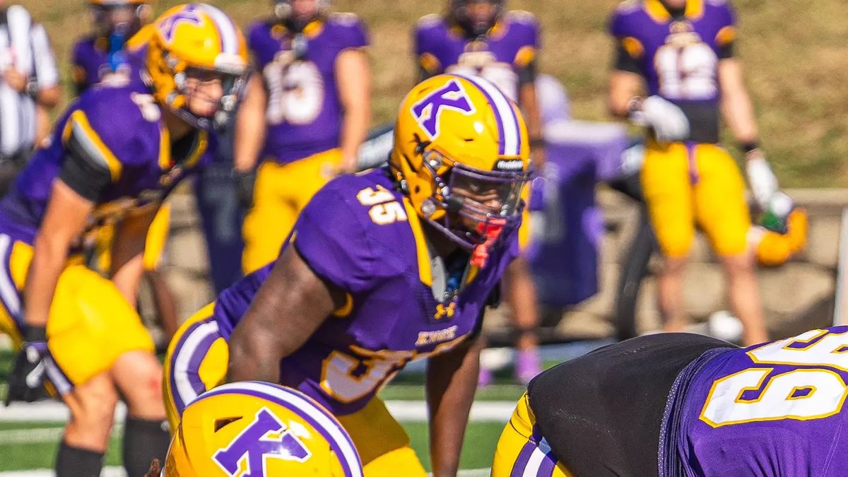 frankenglish09's tweet photo. Blessed to receive my first offer from @FB_KnoxCollege #AGTG  @CoachLeBlanc1 @OECoachD @coach_schmitty https://t.co/H2ry7rPxK5