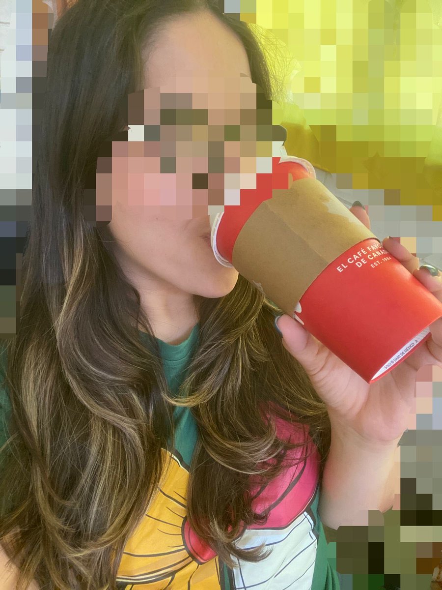 FernandassFeet's tweet photo. Hoy sobreviví a puro café 😂

Que tengan un excelente día! https://t.co/CeYaXabEsZ