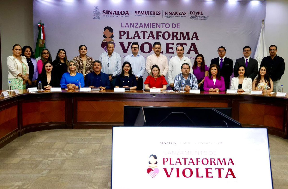 RodolfoMonrealA's tweet photo. La Plataforma Violeta, es una iniciativa que encabeza nuestra Gobernadora Lic. Yeraldine Bonilla y la Secretaria de las Mujeres, Lic. Ana Francis Chiquete, para fortalecer la igualdad sustantiva y la perspectiva de género mediante tecnología y capacitación accesible. #Sinaloa https://t.co/zc65LrMHPO