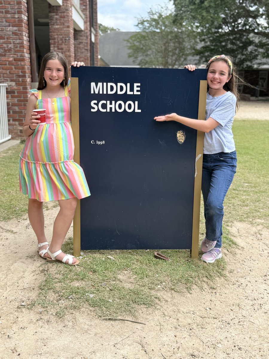 EpiscopalBR's tweet photo. Middle School Spanish classes had a special treat – guest Spanish Teachers for the Day! To celebrate 5 de Mayo, Vivienne and Lucy, supervised an escape room activity to teach students about the day and the Battle of Puebla. They organized a fiesta and met with the Dept Head. https://t.co/Zn3cK5Knfv