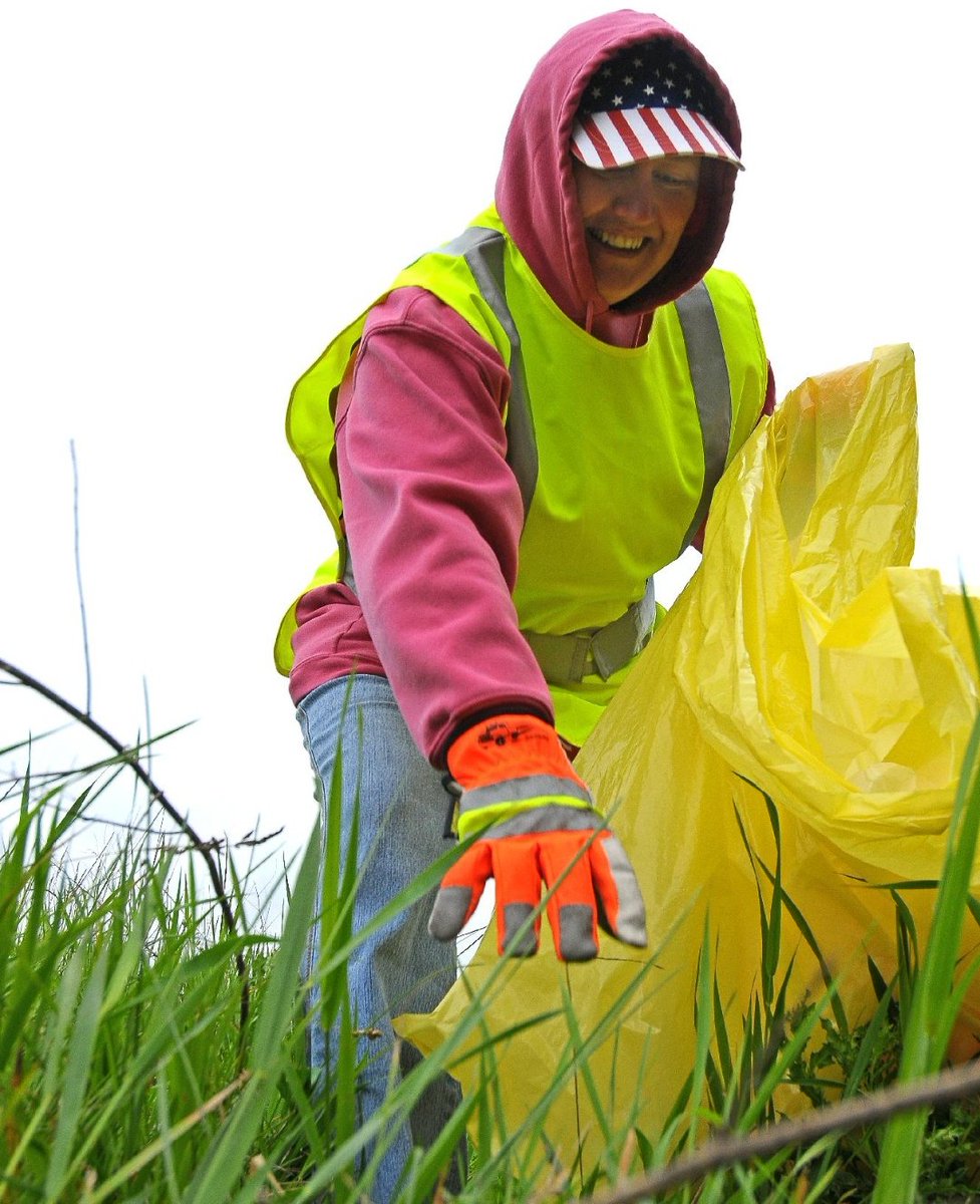 MnDOT's tweet photo. Adopt a Highway volunteers help keep Minnesota highways clean and litter-free. Last year, groups picked up more than 35,000 bags of trash!

Keep watch for volunteers this summer and give them space to work safely.

Interested in joining? Learn how: https://t.co/IiRq3E4O3f https://t.co/f6q0dji6tn