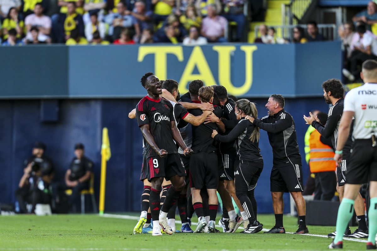 eldesmarque_sfc's tweet photo. 'Dicen que sigue sin rendirse'

🖊️ La crónica del Villarreal-Sevilla, por @Pep_2 

https://t.co/rn9oVkTdRx https://t.co/BmYjbl8AN8