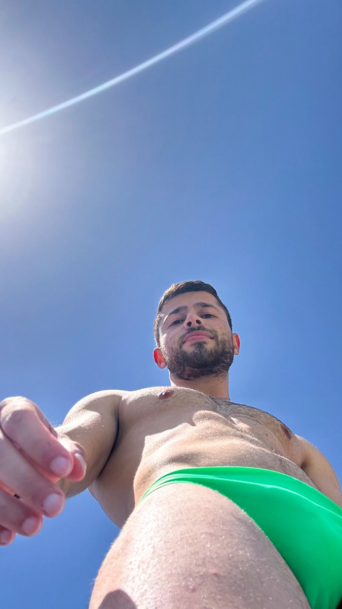 LoizouIrineos's tweet photo. Season officially opened☀️🏖️ https://t.co/bcJKL24Pki