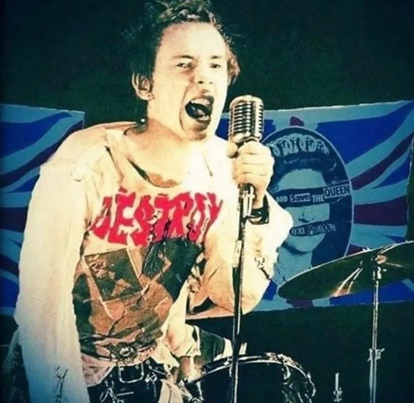 k2spritebeanluv's tweet photo. playboi carti x johnny rotten (sex pistols) https://t.co/obwVw8qEbN
