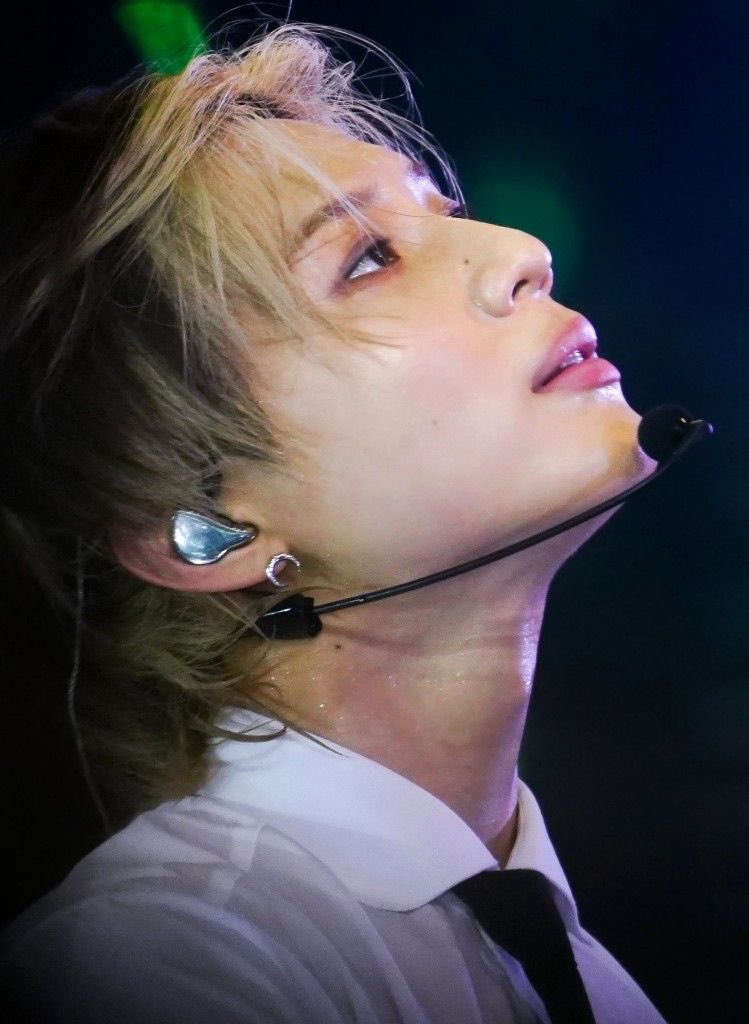 taemin lover 3000 / isa 👻 tweet media