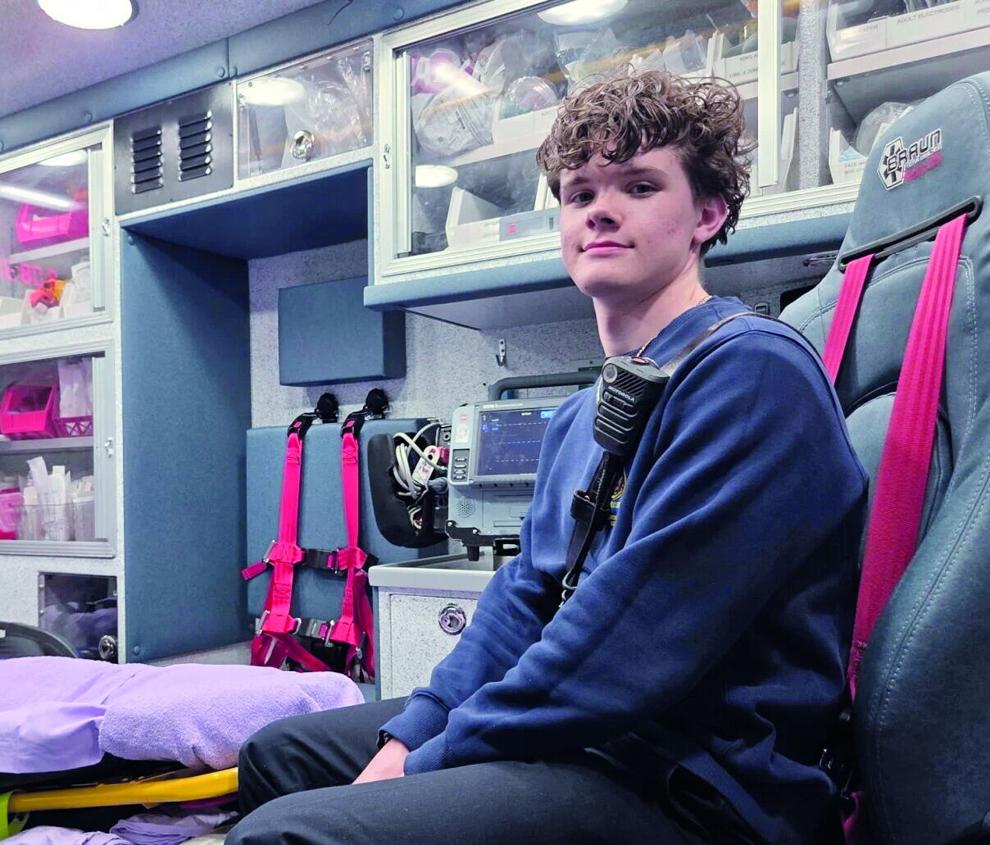 vanewsreader's tweet photo. Featured in the latest Virginia News Reader: Prince William teen EMT honored for community service in Congressional Records - By Emily Seymour for @InsideNoVA

Read the full article at InsideNoVa. ➡ https://t.co/zC2meBbzmb https://t.co/z3ZvEXWyIX