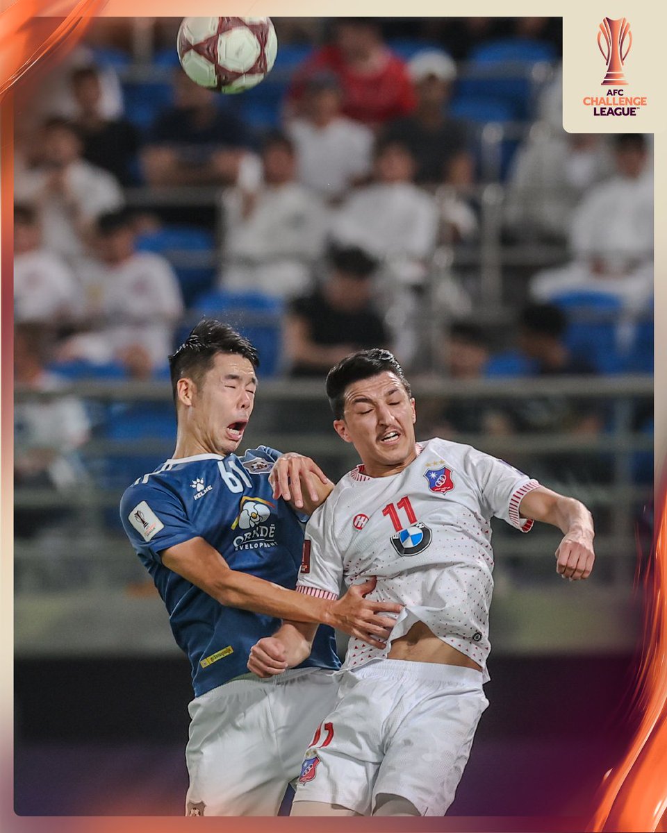 TheAFCGL's tweet photo. 𝗘𝗧 𝗛𝗧 | 🇰🇼 Kuwait SC 3️⃣-3️⃣ PKR Svay Rieng 🇰🇭

Drama. Neither side willing to give an inch in this continental showdown!

Just 15 mins remain before a potential penalty shootout to decide the champions.

#ChallengeLeague | #KSCvSVA https://t.co/oeeqdKHgg4