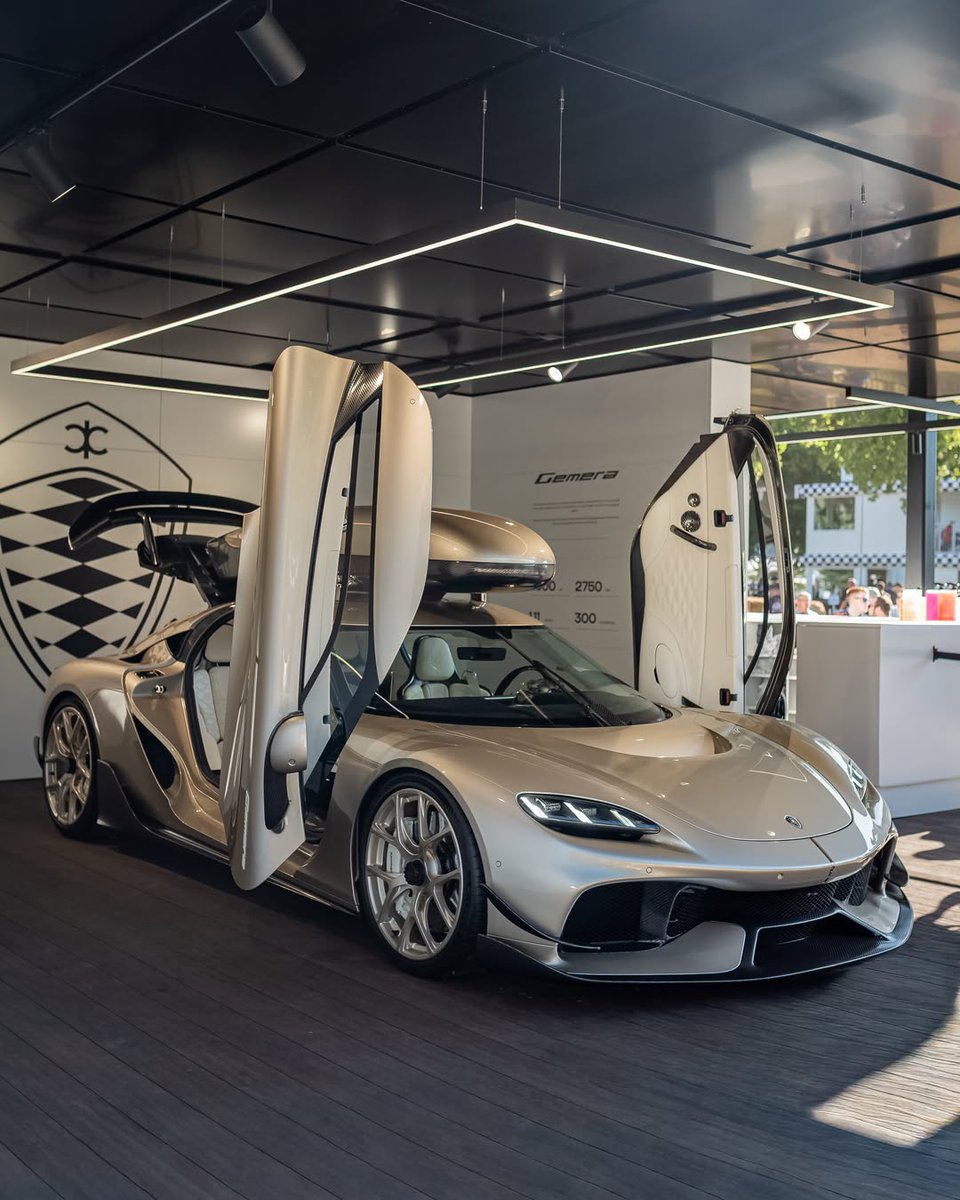 competitionreal's tweet photo. Koenigsegg Gemera 🔥 https://t.co/QZ5uEvsjp9