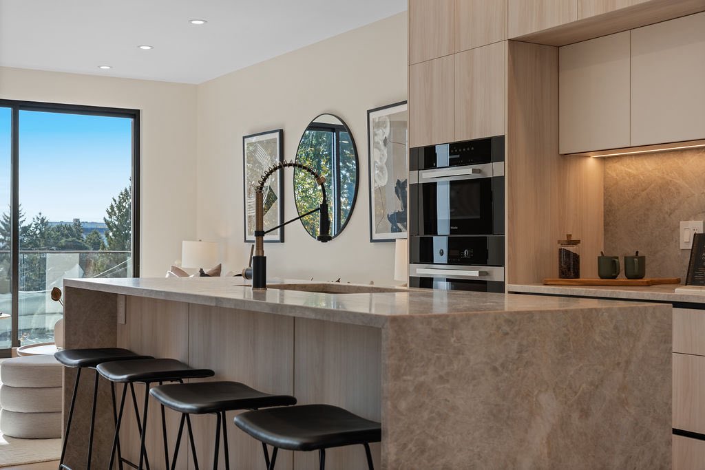 PontilloRealty's tweet photo. OPEN HOUSE - A SPECTACULAR brand-new single-family detached home.

EXCEPTIONAL VALUE at the same price point as many duplexes, but with no strata fees and no shared walls.

📍 504 E 5th Street
🏡 Open House: May 17th from 2-4 PM
🔑 $2,599,000

https://t.co/Heavpozc7l https://t.co/LWO87C1wnK