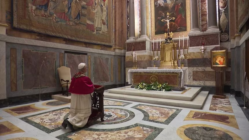 Timeless ✠🇻🇦 tweet media