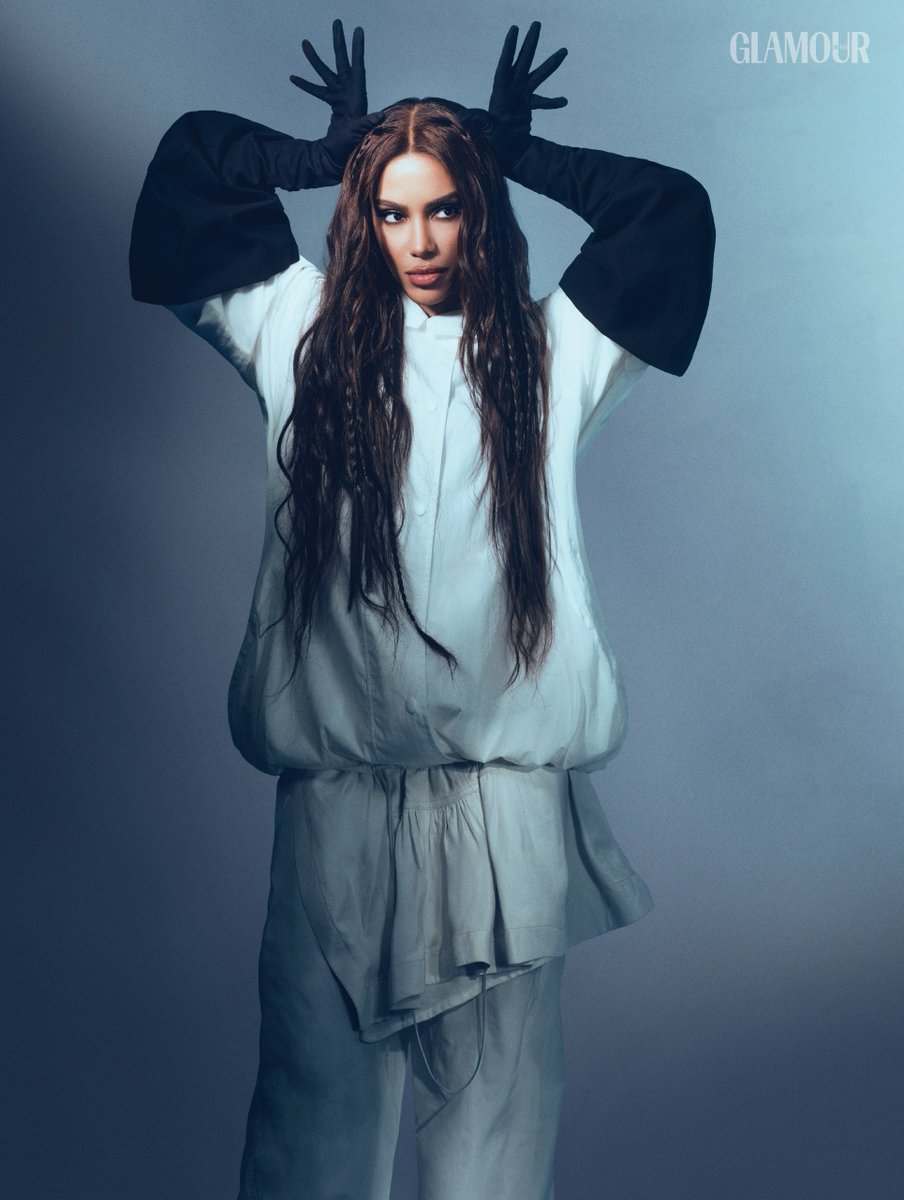 Anitta Press tweet media