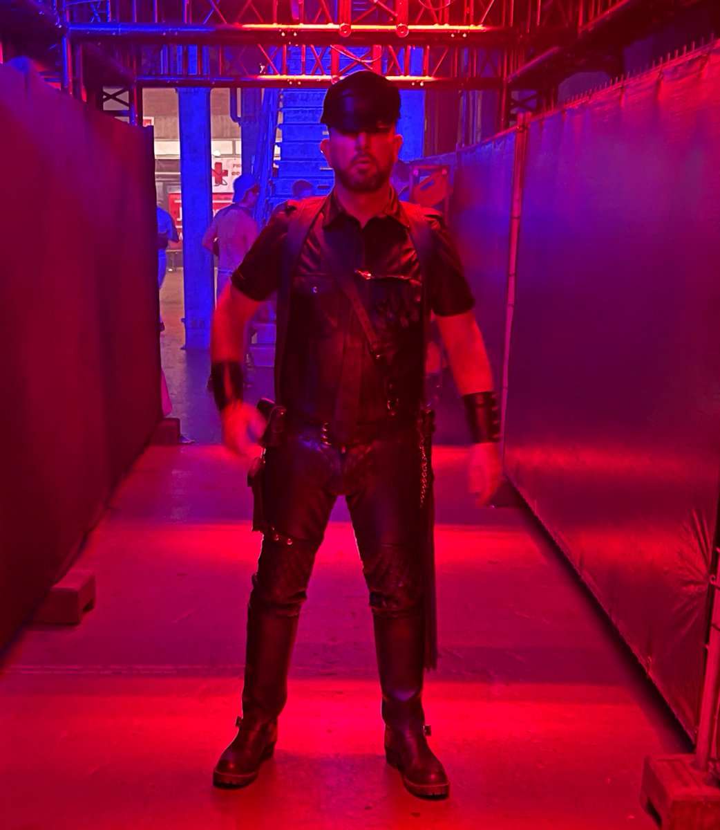 LeatherMaster45's tweet photo. Darklands 2027 ticket booked who sends a tribute for reimbursement and will be serving me at Darklands 😈😈 #findom #reimbursement #leathermaster https://t.co/mL0GZdxhFF