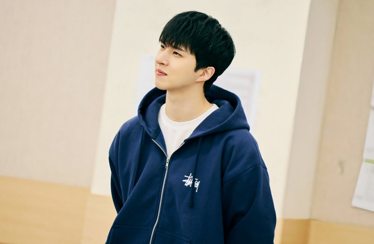 시코릿나잍 tweet media