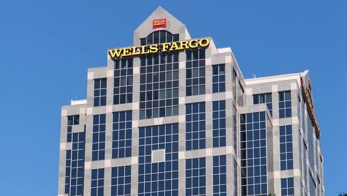 BTCTimescom's tweet photo. $2 trillion Wells Fargo bought another $42 million of Strategy $MSTR shares. 🚀 https://t.co/fOCrGta2Q1