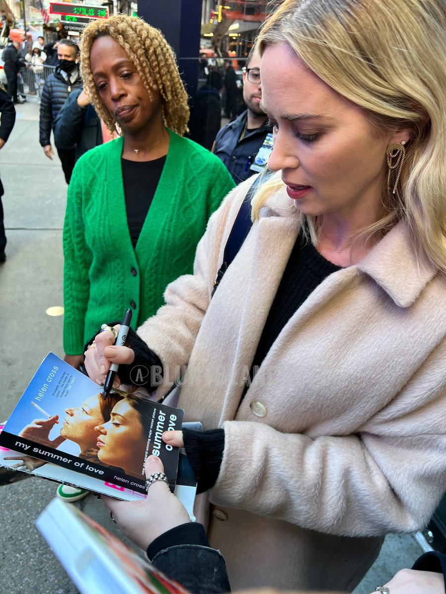 emily blunt's manager tweet media