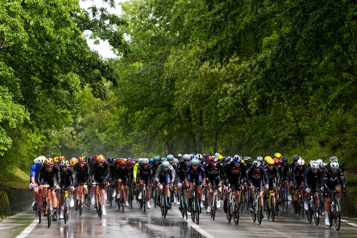 Giro d'Italia tweet media
