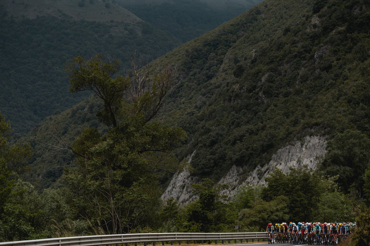 Giro d'Italia tweet media