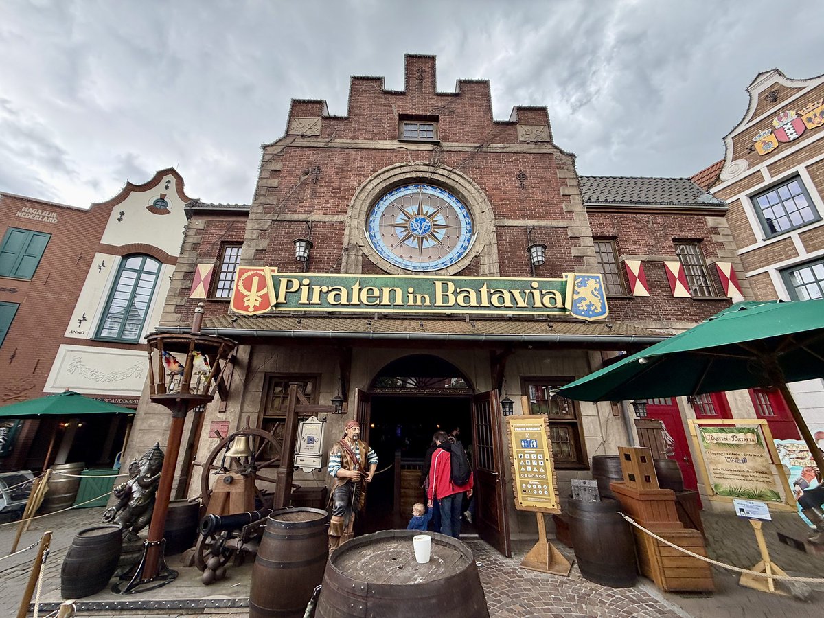 SoCal360's tweet photo. Pirates of Batavia at Europa Park is still the best Pirates ride outside Disney Parks! 👏🏴‍☠️ https://t.co/BSYK5mZwfY