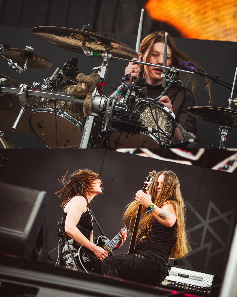 RedHareImages's tweet photo. It’s @OFFICIALKITTIE at @snwfest 
Shot for @VinylDistrict https://t.co/wrYHB46j9J