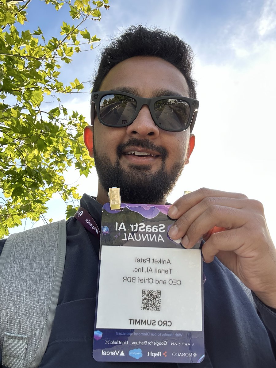 aniket_7997's tweet photo. Im at @jasonlk ‘s Saastr and the hype is real. 2 of my fav sessions were from Elanor Dorfman from Anthropic and @amasad from Replit. Must watch. Youtube Link in comments.
#saastr https://t.co/23yCarm6xF