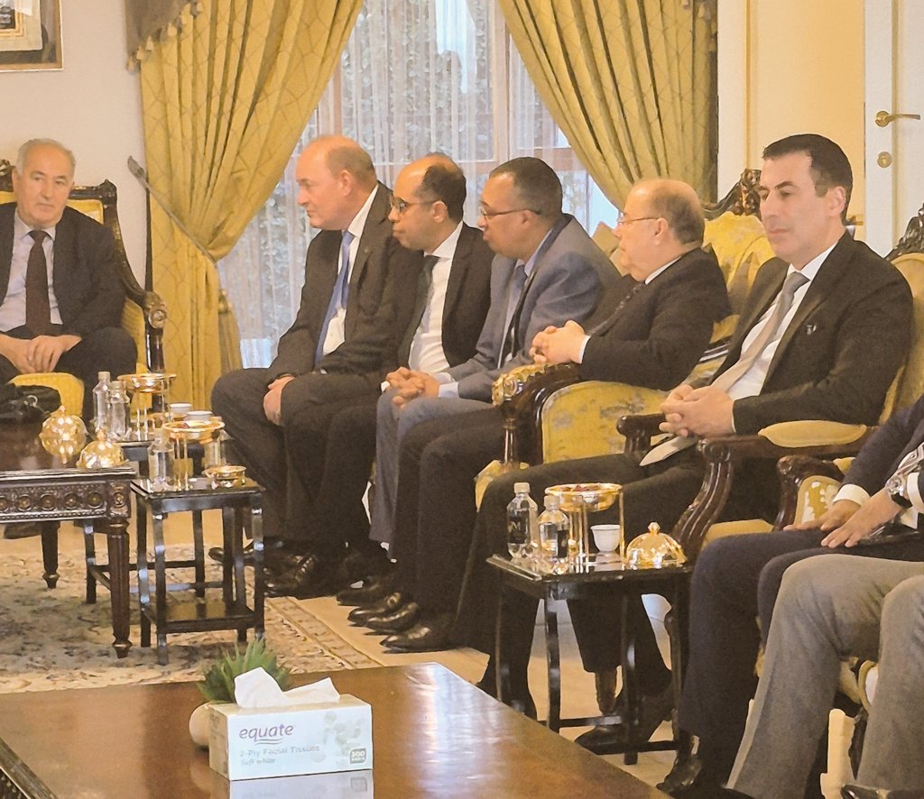 kwEmbassySA's tweet photo. وقد حضر المناسبة عدد من  المسئولين في وزارة خارجية جمهورية جنوب أفريقيا وأصحاب السعادة السفراء رؤساء البعثات الدبلوماسية، إلى جانب عدد من الشخصيات العامة. https://t.co/DMwsXY6aMN