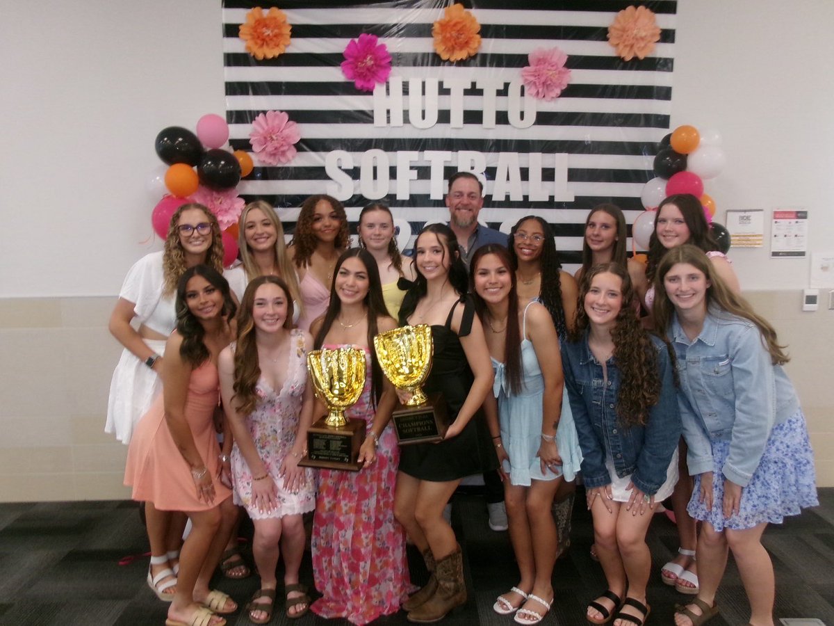 KaelynPrice2028's tweet photo. Softball banquet night ✨
So grateful for all the opportunities this season brought and how much this year helped me grow on and off the field.

 Now looking forward to summer ball, continuing to train, and getting better every day!  🧡Proud to be a HIPPO!

🏆 DISTRICT MVP
🏆 1st Team All-District 
🏆 All District Academic 
🦛 Golden Glove
🦛 Goated
🦛 Kitchen closed 

@Hutto_Softball @Coach_MMullins @CoachWCompton @Coach_Spence_ @hippoathletics @JeniNeatherlin @ExtraInningSB @_coachjsoriano @BombersKennedy @16UAcademy @dale_serie @KristiMalpass @vasquezmarky @var_austin @ASJSportsATX @Cory_Mose @TxHS_Softball @MaxPreps @var_austin @valued_sports @PrepSoftball @Topsiswear @TOP_D1RECRUITS