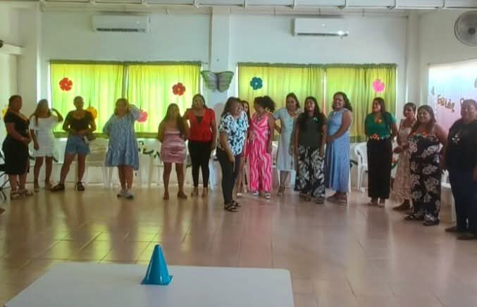 DIFAcapulco's tweet photo. Con mucho cariño celebramos a las mamás de las niñas y niños que asisten a Cedich, donde disfrutaron de juegos, concursos, comida, premios y música, en un ambiente especialmente para consentirlas y reconocer todo el amor, esfuerzo y dedicación que brindan día a día. https://t.co/8l9USIeBVD