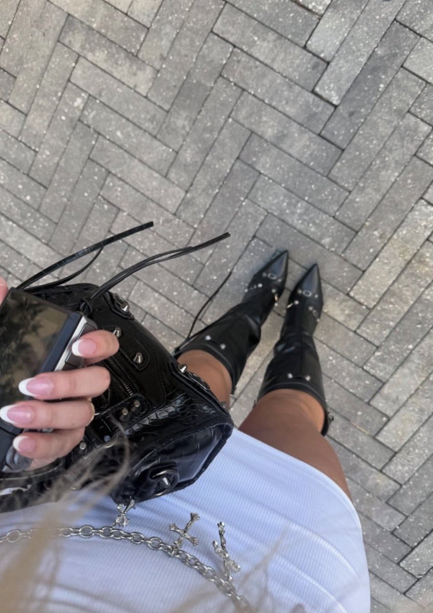 Juliana 💅 tweet media
