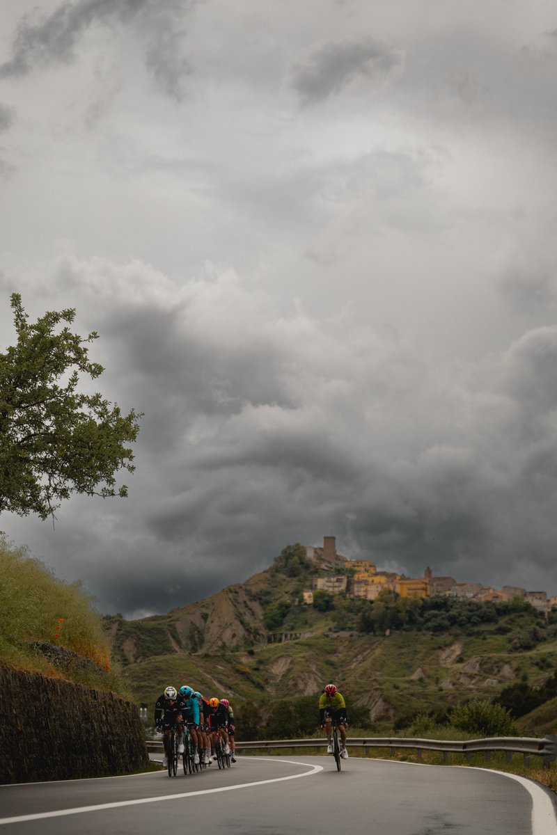 Giro d'Italia tweet media