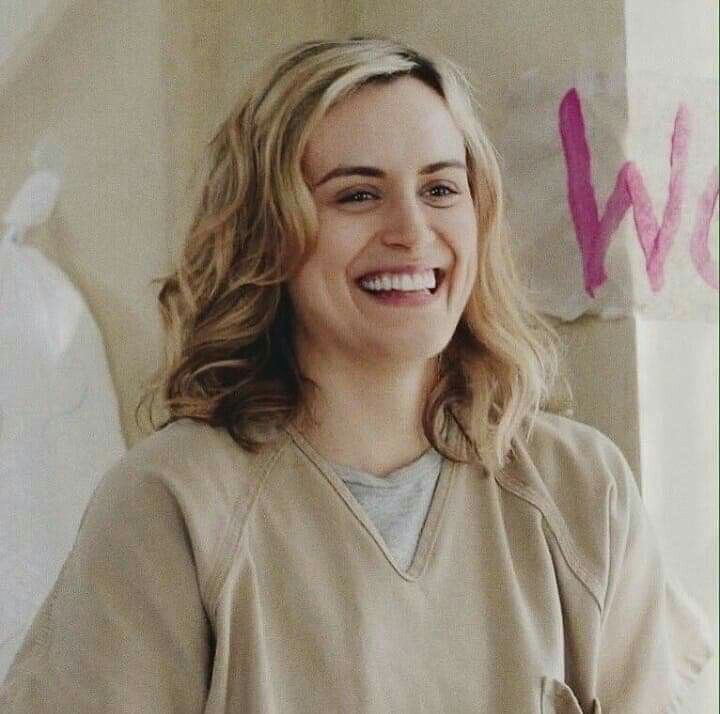 acervo taylor schilling tweet media