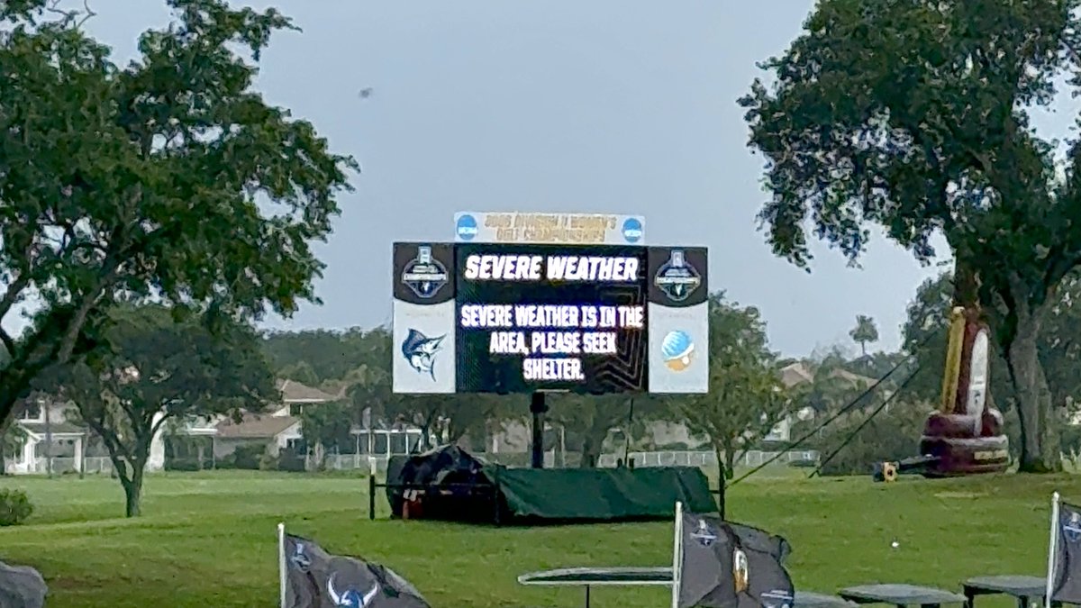NCAADII's tweet photo. ⛈️DELAY⛈️

The DII Women's Golf Championships are currently in a weather delay.    

#MakeItYours | #D2WGolf https://t.co/7AKUneLbss