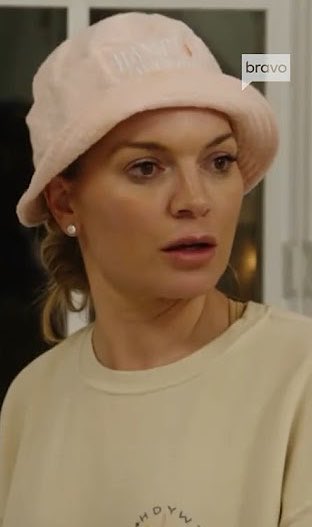 TJsHooker's tweet photo. How Wednesdays permanently feel. 
#SummerHouse https://t.co/YIbQfrW71x