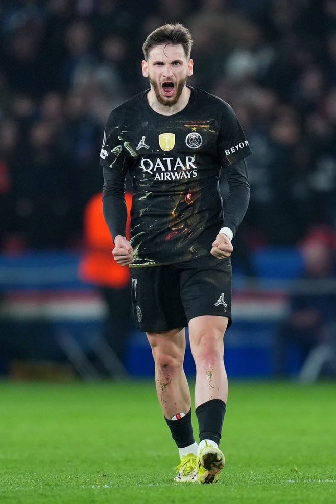 PSG🥇 tweet media