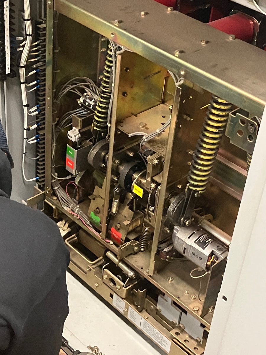 HeliosELEC's tweet photo. Trip Coil Monitoring #TCM keeps your breakers ready to operate detecting issues before #failure. Boost #reliability, reduce #downtime, and improve #safety. Learn more https://t.co/cYOinZptJr #PowerSystems #ElectricalEngineering https://t.co/V0JsSKJFRN