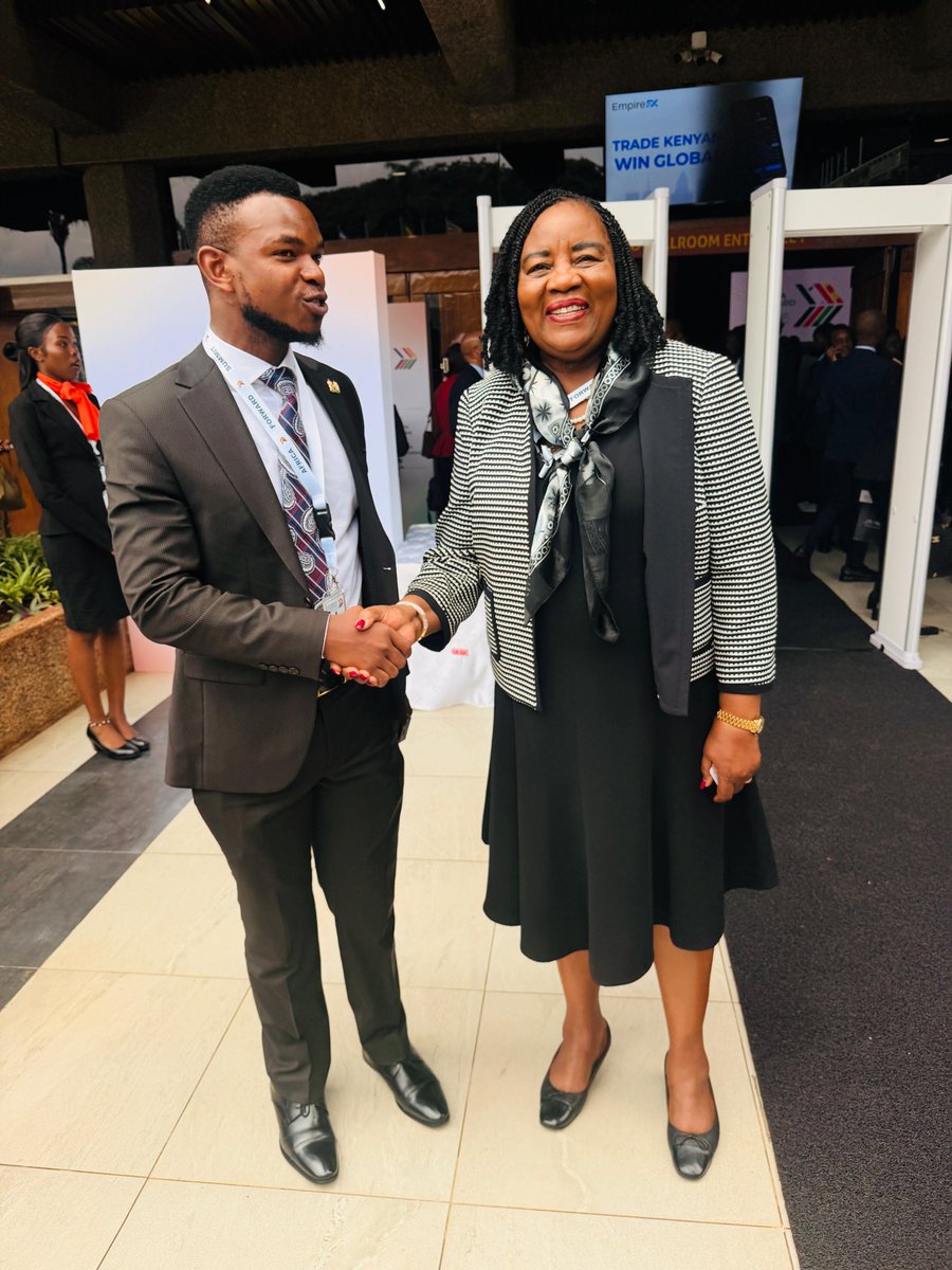 roba_ranks's tweet photo. Honoured to have interacted with Dr. Ida Oginga,Permanent Representative to UNEP. I look forward to productive collaboration in advancing environmental stewardship and social welfare through continued stakeholder engagement and UN partnerships. https://t.co/mffqAdDjpM