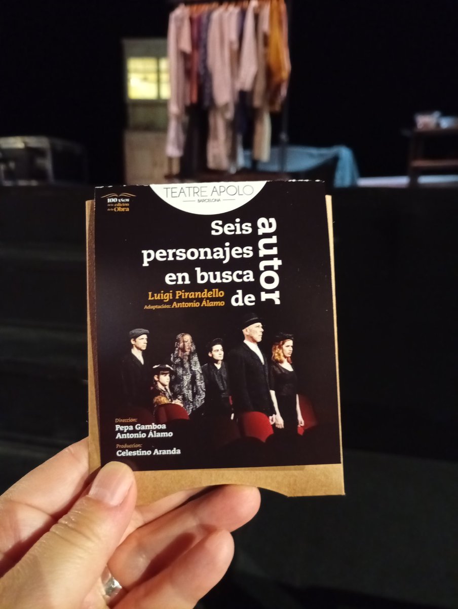 efalip's tweet photo. #Pirandello #Seispersonajesenbuscadeautor @TeatreApolo https://t.co/4V660lr321