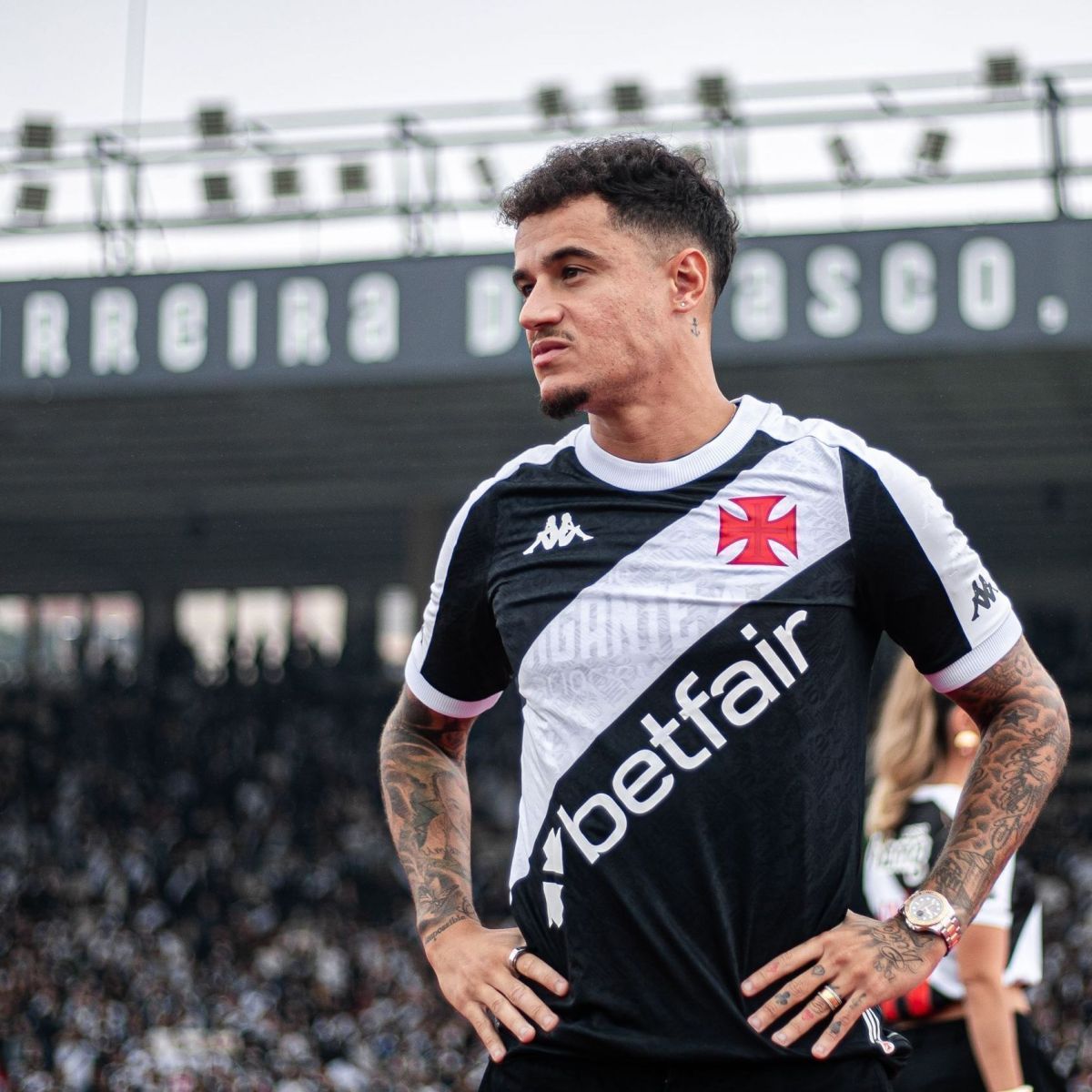 Felipeykobayash's tweet photo. @Phil_Coutinho @ChapecoenseReal 
Boa noite tem alguém que pode de ir para ser treinador para o Chapecoense e ele é bom como treinador o nome dele é Philippe Coutinho que pode contratar https://t.co/uoY4mjKgrN
