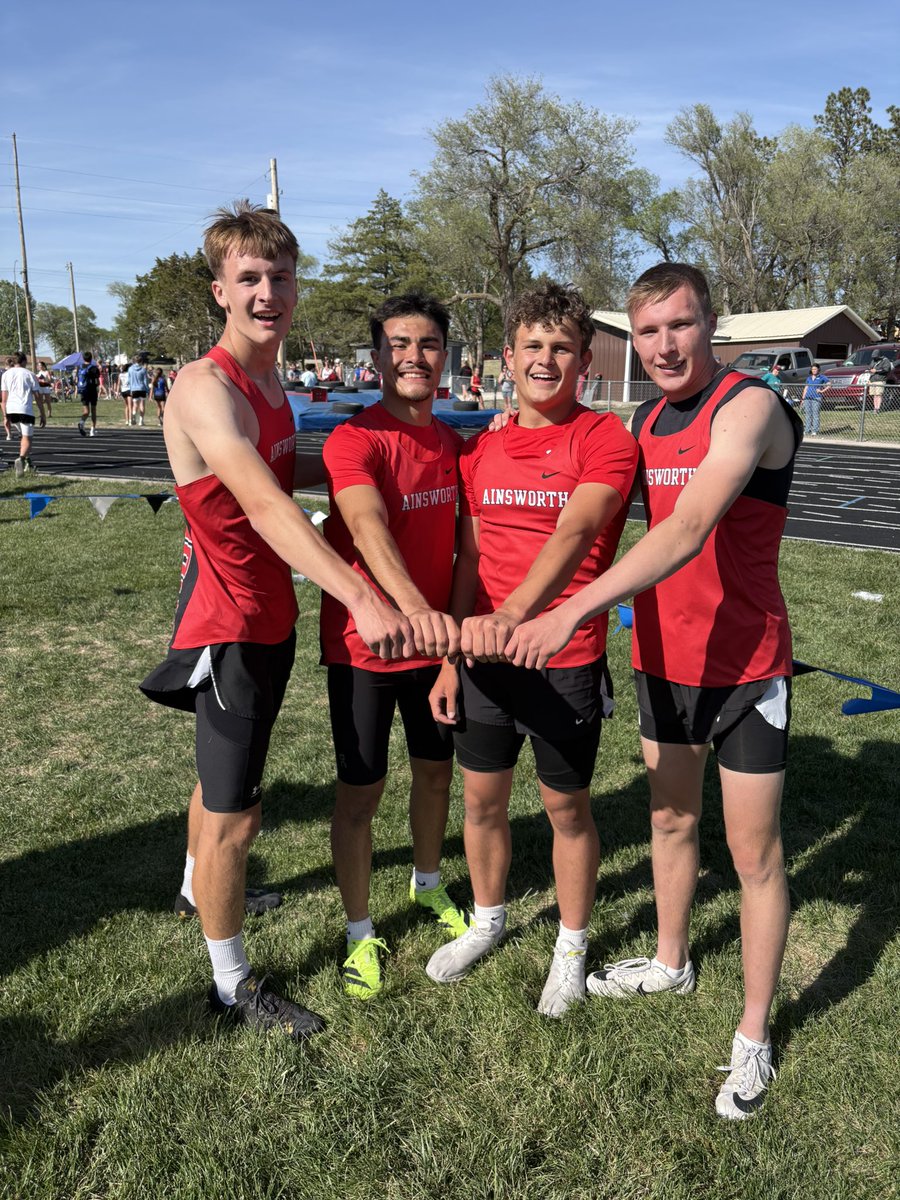 CoachJakeNelso1's tweet photo. Boys 4x400 relay qualifies for state!
@go_ahsbulldogs https://t.co/CP3SKUM3IC