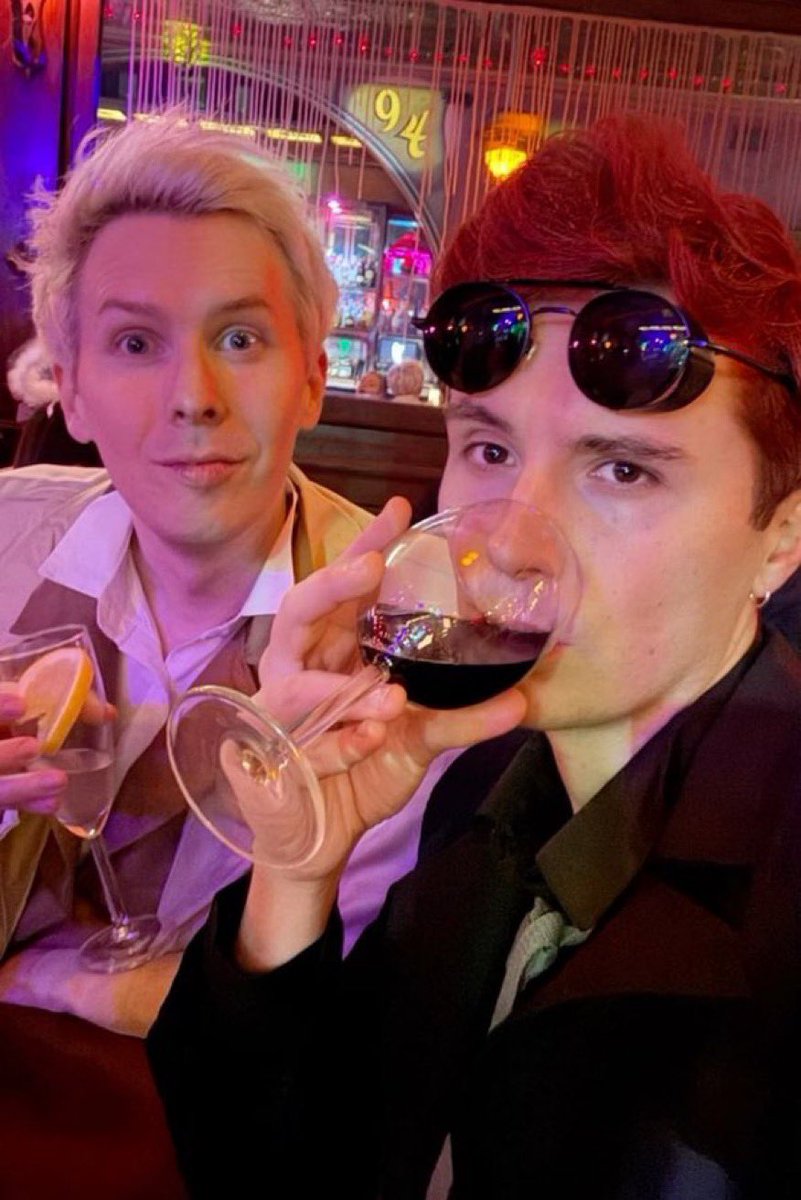 shinyshinyjewls's tweet photo. In every universe. https://t.co/R1TYzKgH7F