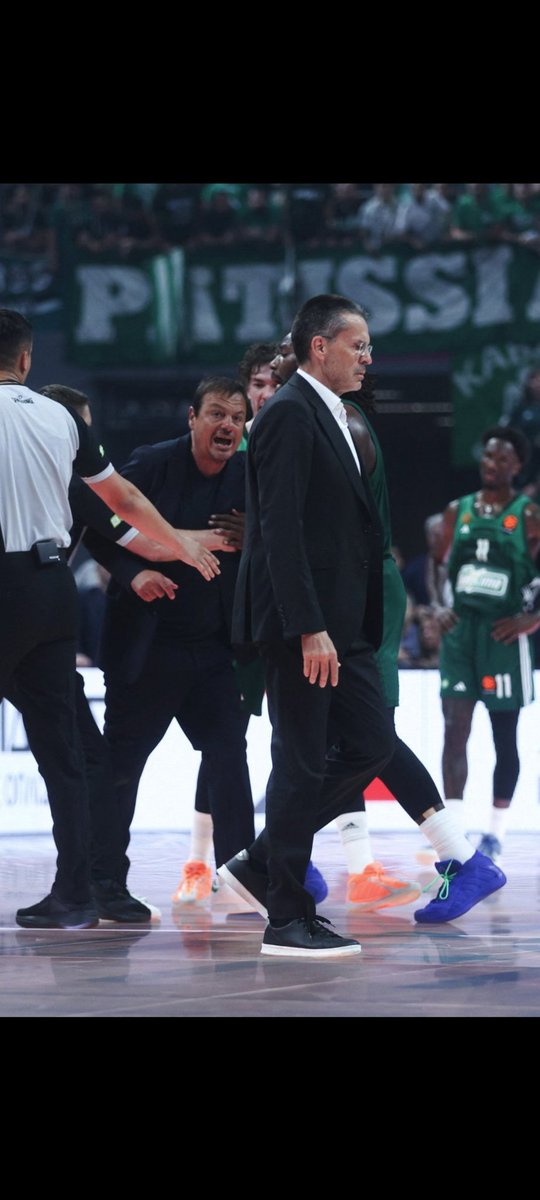 tonimv1975's tweet photo. @pulpista @Paobcgr @valenciabasket See you in Athens Pedro!!!!! 🤣🤣🤣🤣🤣🤣🤣🤣🥰🥰 https://t.co/AupOatuxVD