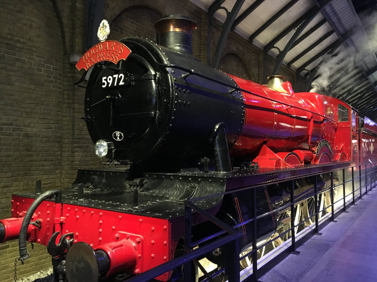 jammiibabyy's tweet photo. #WBstudiotour https://t.co/XIVAn8yxmm
